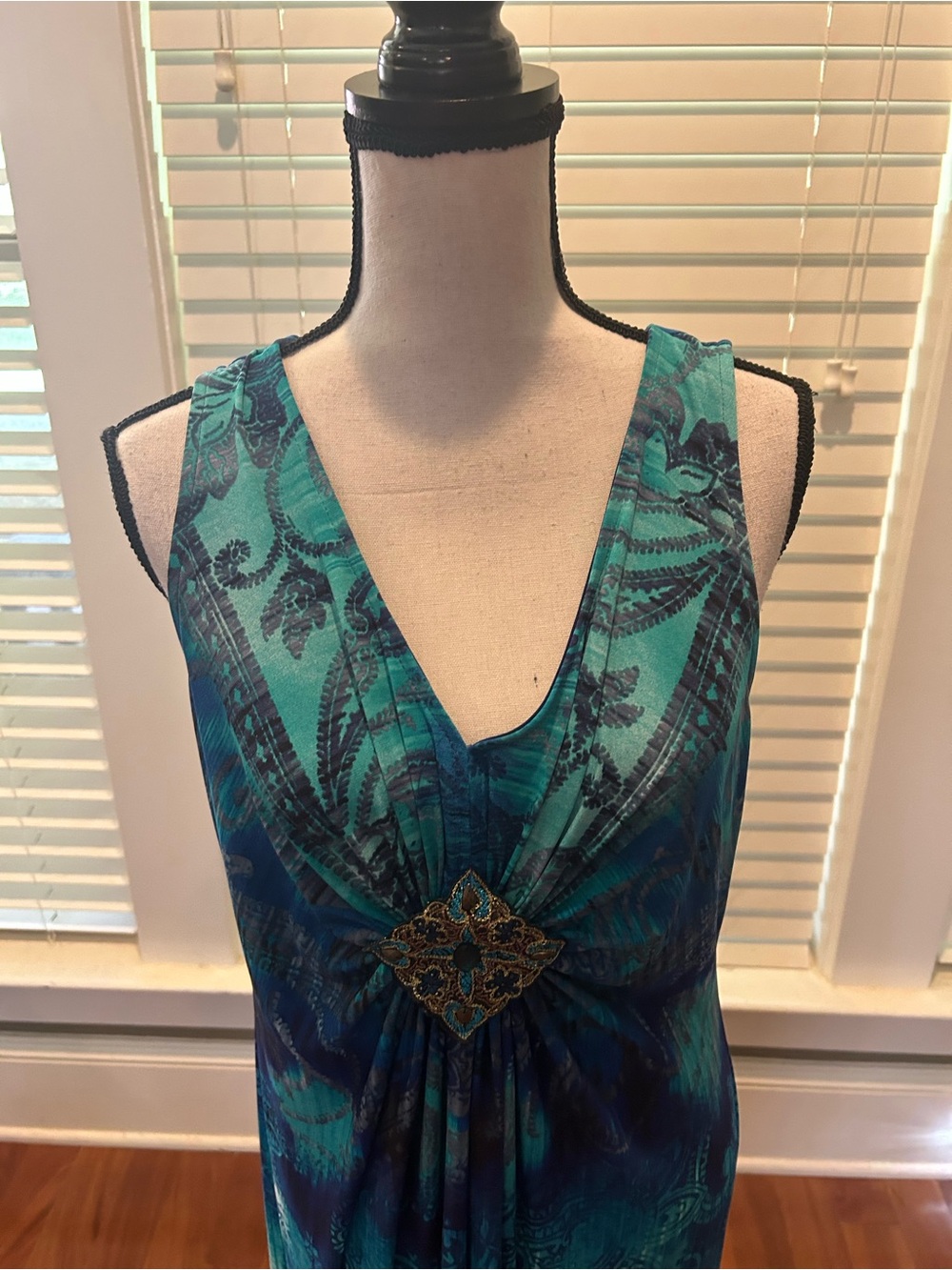 R&M Richards Teal & Navy Sleeveless V-Neck Maxi Dress with Decorative Medallion - Picture 3 of 8